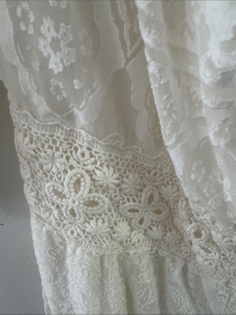 Anthropologie x Farm Rio Elliott Lace Off the Shoulder Jumpsuit Sz M - Picture 5 of 9